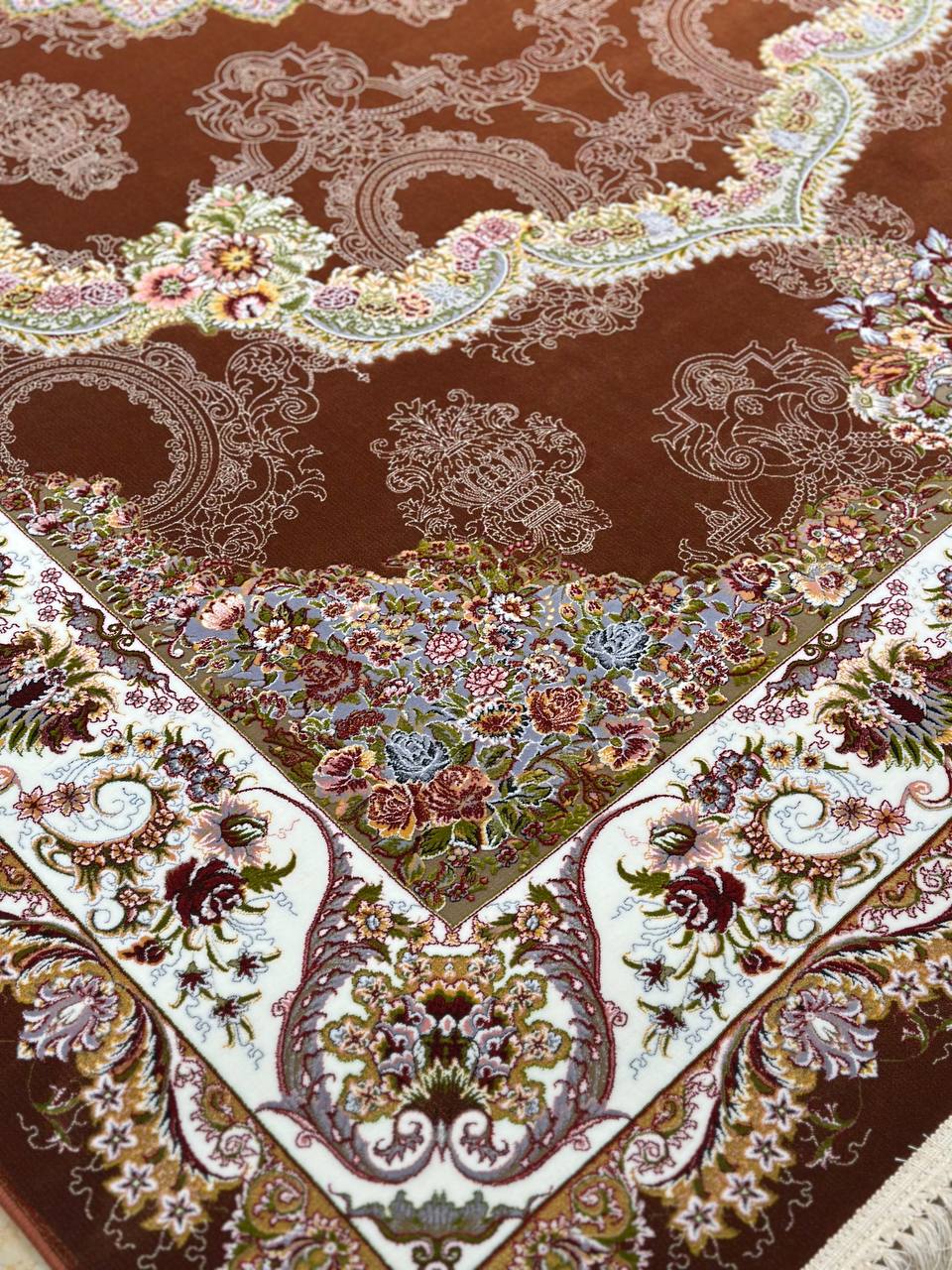 Imperial Brown Medallion