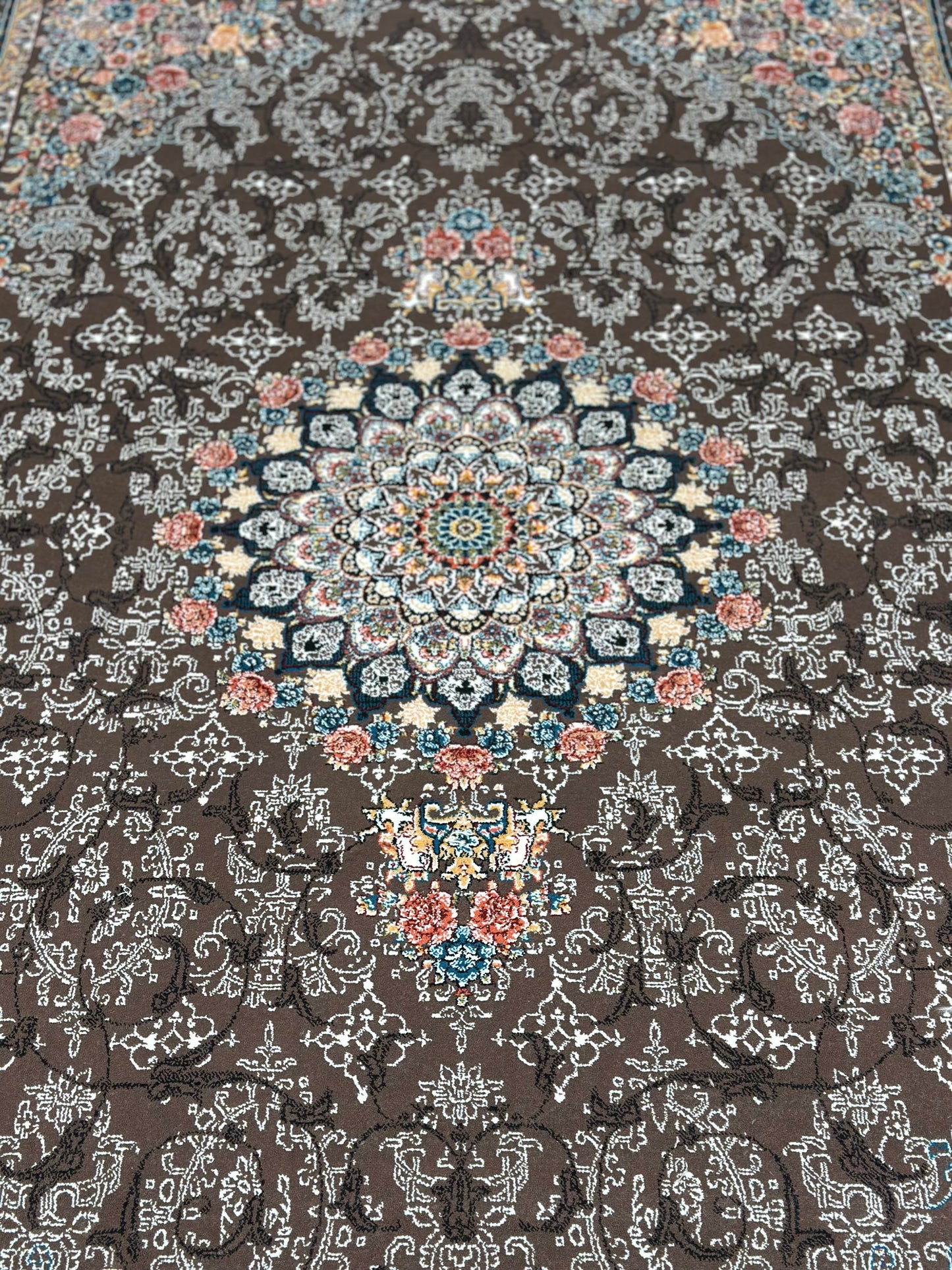 *Classic Floral Persian Carpet
